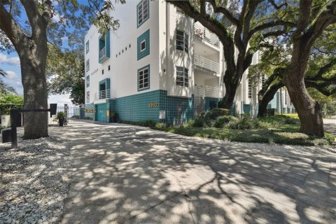 Copropriété à vendre à Tampa, Floride: 3 chambres, 187.85 m2 № 1341993 - photo 6