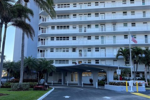 Condo in Fort Lauderdale, Florida, 1 bedroom  № 1045505 - photo 18