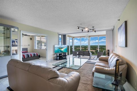 Copropriété à vendre à Pompano Beach, Floride: 3 chambres № 1309483 - photo 10