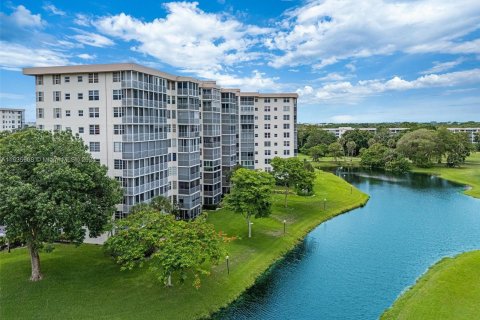 Copropriété à vendre à Pompano Beach, Floride: 3 chambres № 1309483 - photo 2