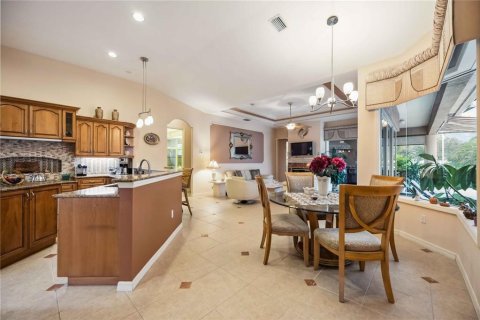 Casa en venta en Lakewood Ranch, Florida, 4 dormitorios, 312.8 m2 № 1381453 - foto 17