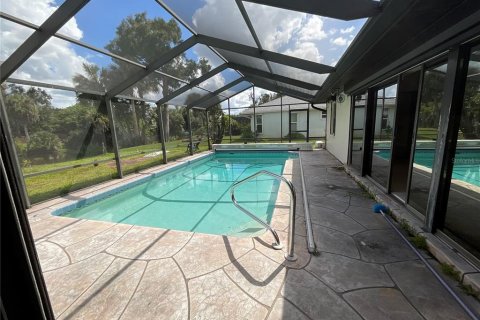 Villa ou maison à vendre à Port Charlotte, Floride: 3 chambres, 174.75 m2 № 1381454 - photo 23