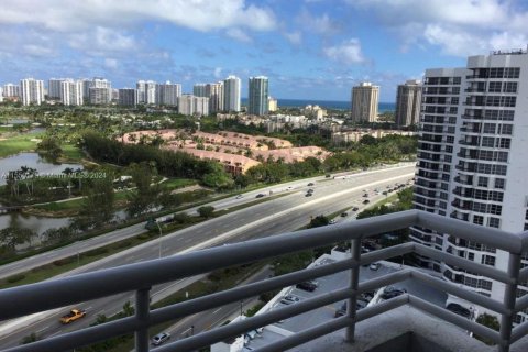 Condo in Aventura, Florida, 1 bedroom  № 1060959 - photo 4