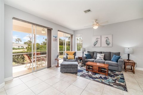 Copropriété à vendre à Punta Gorda, Floride: 2 chambres, 120.4 m2 № 1048442 - photo 4