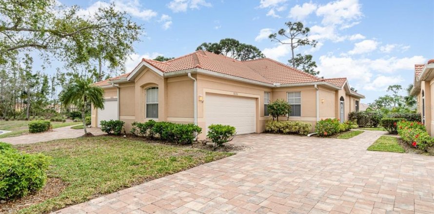 Condo in Punta Gorda, Florida, 2 bedrooms  № 1048442