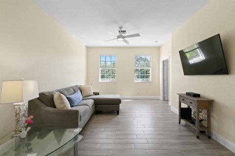 Townhouse in Jupiter, Florida 2 bedrooms, 148.36 sq.m. № 1072738 - photo 25