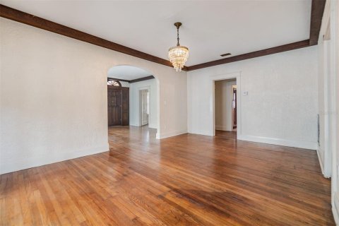 Casa en venta en Tampa, Florida, 4 dormitorios, 227.8 m2 № 1267529 - foto 9