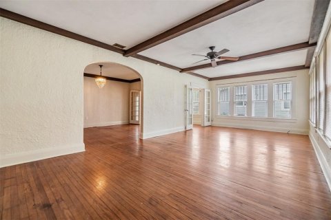 Casa en venta en Tampa, Florida, 4 dormitorios, 227.8 m2 № 1267529 - foto 4