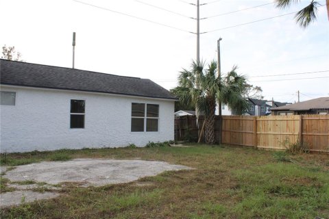 House in Tampa, Florida 2 bedrooms, 72.84 sq.m. № 1440829 - photo 24