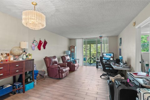 Condominio en venta en Lauderdale Lakes, Florida, 2 dormitorios, 89.19 m2 № 1040428 - foto 8