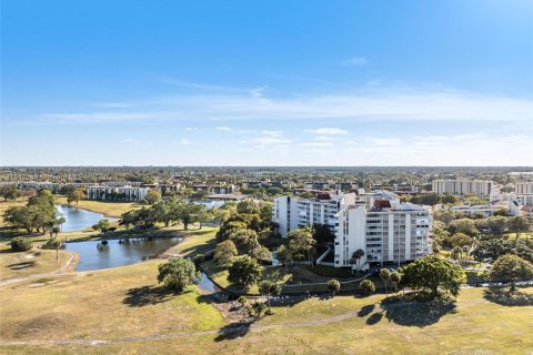 Condominio en venta en Lauderhill, Florida, 2 dormitorios, 104.05 m2 № 1040346 - foto 28