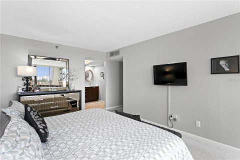 Condo in Tampa, Florida, 3 bedrooms  № 1432443 - photo 21