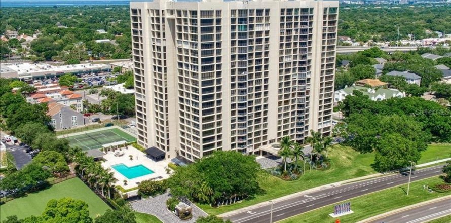 Condo in Tampa, Florida, 3 bedrooms  № 1432443