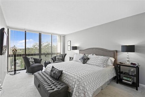 Condo in Tampa, Florida, 3 bedrooms  № 1432443 - photo 19