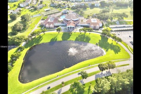 Condo in Deerfield Beach, Florida, 1 bedroom  № 1236016 - photo 21