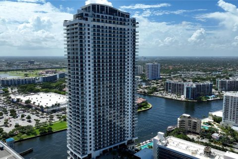 Condominio en venta en Hollywood, Florida, 2 dormitorios, 96.99 m2 № 1241225 - foto 23