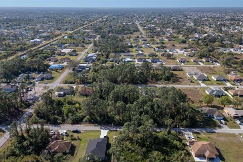 Land in Lehigh Acres, Florida № 1033518 - photo 2