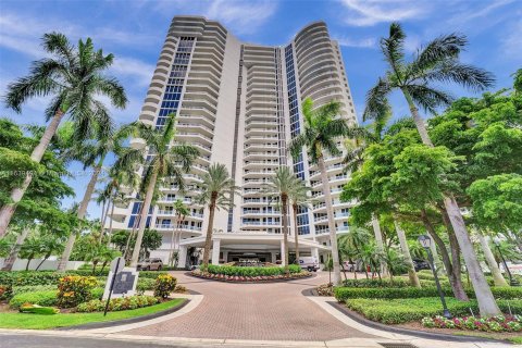 Copropriété à vendre à Aventura, Floride: 5 chambres, 387.5 m2 № 1325535 - photo 25