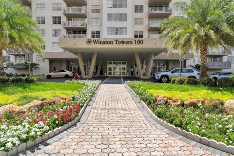 Condo in Sunny Isles Beach, Florida, 1 bedroom  № 1325576 - photo 5