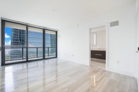 Condo in Miami, Florida, 2 bedrooms  № 1401180 - photo 6