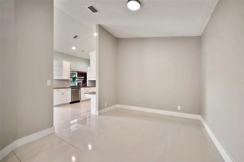 Casa en venta en Coral Springs, Florida, 4 dormitorios, 197.05 m2 № 1060114 - foto 16