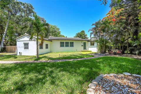 Villa ou maison à vendre à Miami Shores, Floride: 3 chambres, 103.03 m2 № 1220570 - photo 1