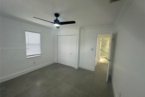 Casa en venta en Miami, Florida, 3 dormitorios, 101.45 m2 № 1391596 - foto 30