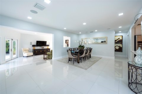 House in Fort Lauderdale, Florida 3 bedrooms, 177.91 sq.m. № 1019877 - photo 26