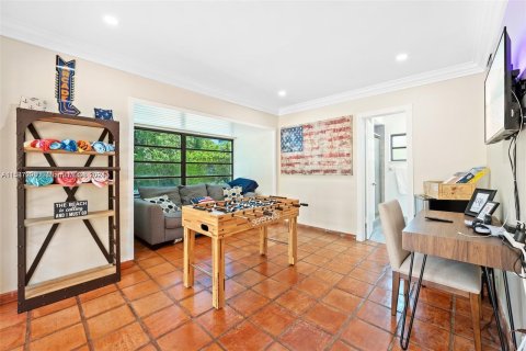 Casa en venta en Miami, Florida, 3 dormitorios, 249.81 m2 № 1021396 - foto 7