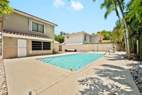 Casa en venta en Miami, Florida, 3 dormitorios, 249.81 m2 № 1021396 - foto 24