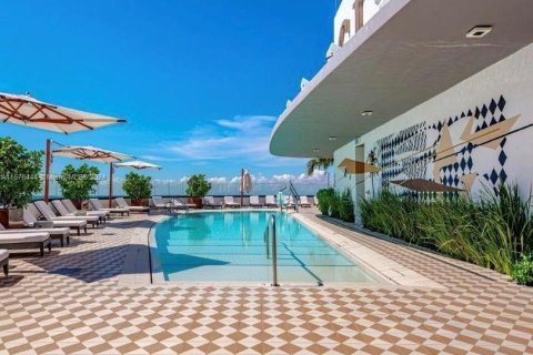 Condominio en venta en Miami, Florida, 1 dormitorio, 81.85 m2 № 1402718 - foto 18