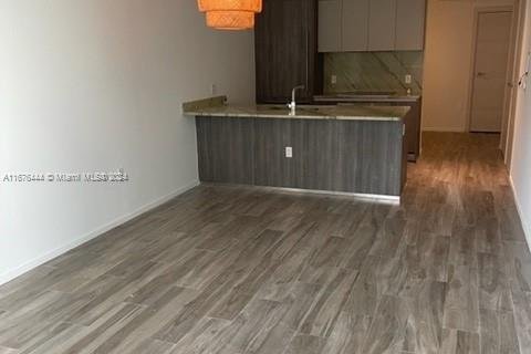 Condominio en venta en Miami, Florida, 1 dormitorio, 81.85 m2 № 1402718 - foto 7