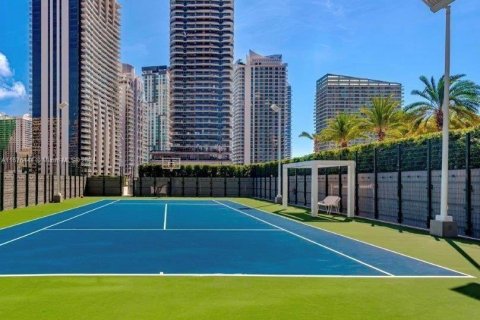 Condo in Miami, Florida, 1 bedroom  № 1402718 - photo 21