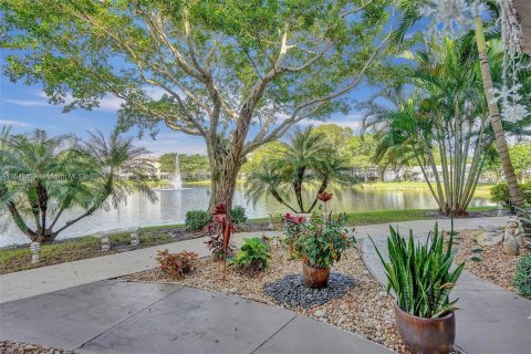 Condo in Lauderdale Lakes, Florida, 2 bedrooms  № 1058715 - photo 28