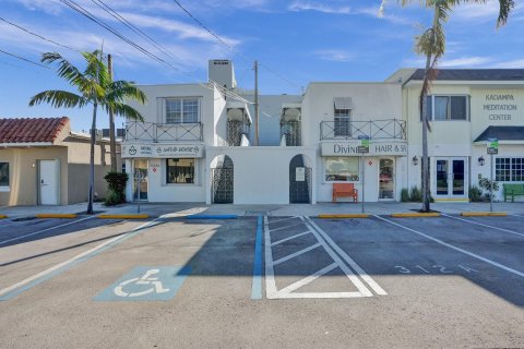 Commercial property in Lauderdale-by-the-Sea, Florida 135.64 sq.m. № 1065889 - photo 23