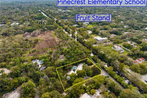 Terrain à vendre à Coral Gables, Floride № 1019519 - photo 3