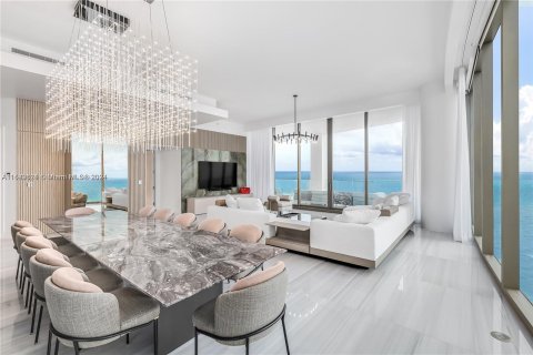 Condominio en venta en Sunny Isles Beach, Florida, 4 dormitorios, 476.87 m2 № 1044844 - foto 7