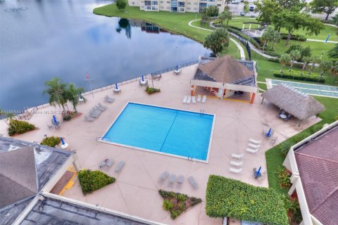 Copropriété à louer à Sunrise, Floride: 2 chambres, 78.97 m2 № 1357174 - photo 27