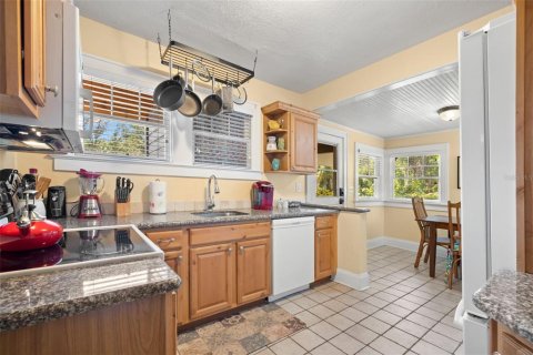 Immobilier commercial à vendre à Tampa, Floride: 214.42 m2 № 1287668 - photo 22