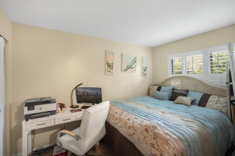 Condo in Stuart, Florida, 2 bedrooms  № 1054911 - photo 5