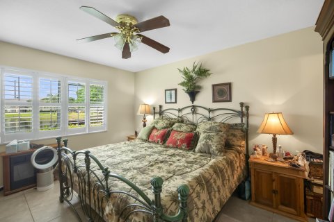 Condo in Stuart, Florida, 2 bedrooms  № 1054911 - photo 7