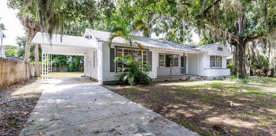 Villa ou maison à Eustis, Floride 2 chambres, 151.9 m2 № 1337616