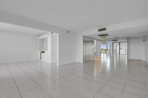 Condominio en venta en Weston, Florida, 2 dormitorios, 118.26 m2 № 1029567 - foto 16