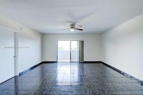 Copropriété à vendre à Miami Beach, Floride: 2 chambres, 96.8 m2 № 1031083 - photo 9