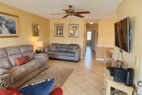 Condominio en venta en New Port Richey, Florida, 2 dormitorios, 102.56 m2 № 1392852 - foto 3