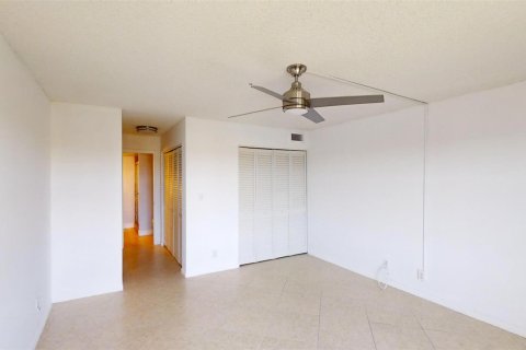 Copropriété à vendre à Pompano Beach, Floride: 2 chambres, 101.26 m2 № 1073537 - photo 23