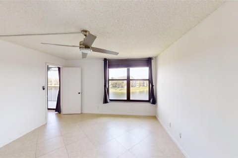 Copropriété à vendre à Pompano Beach, Floride: 2 chambres, 101.26 m2 № 1073537 - photo 4