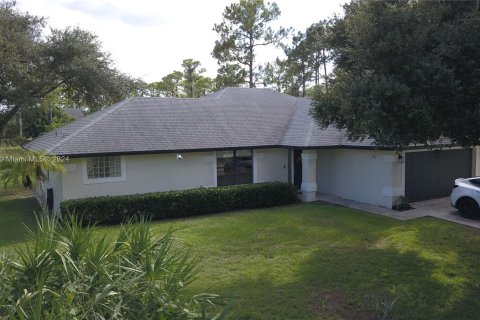 House in West Palm Beach, Florida 3 bedrooms, 150.32 sq.m. № 1388039 - photo 2