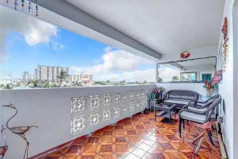 Condominio en venta en Hollywood, Florida, 2 dormitorios, 99.41 m2 № 1394245 - foto 22