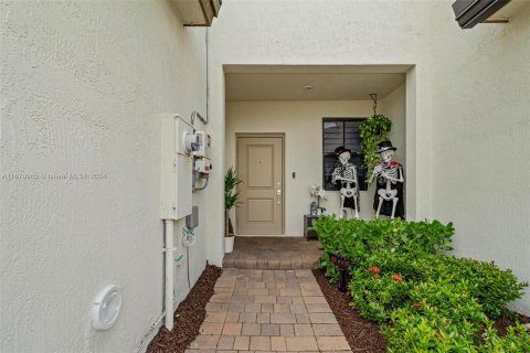 Townhouse in Homestead, Florida 3 bedrooms, 133.97 sq.m. № 1394246 - photo 2